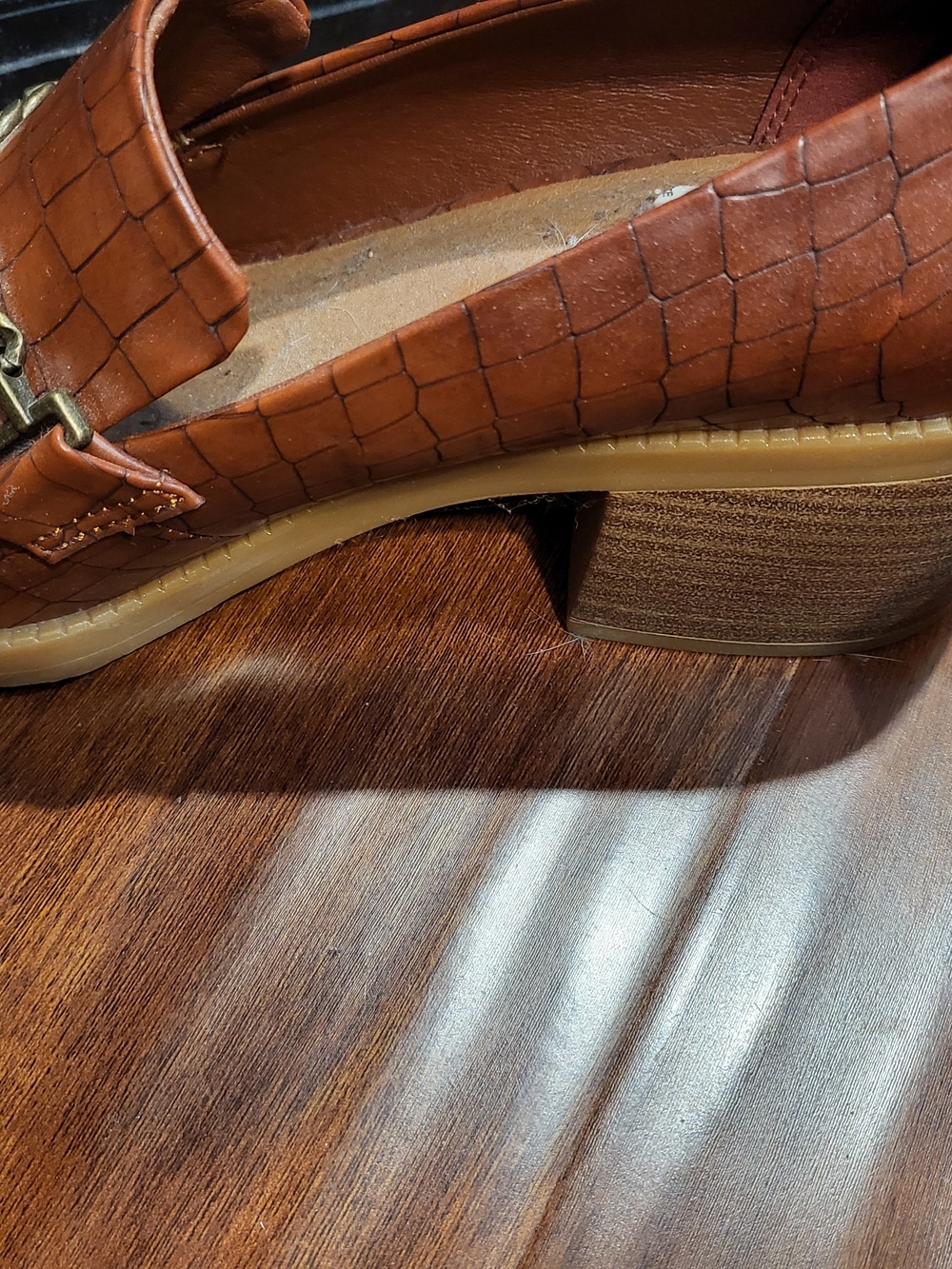 BareTraps Athena Tan Croc-Embossed Loafers with Chain Accent - Picture 2 of 3